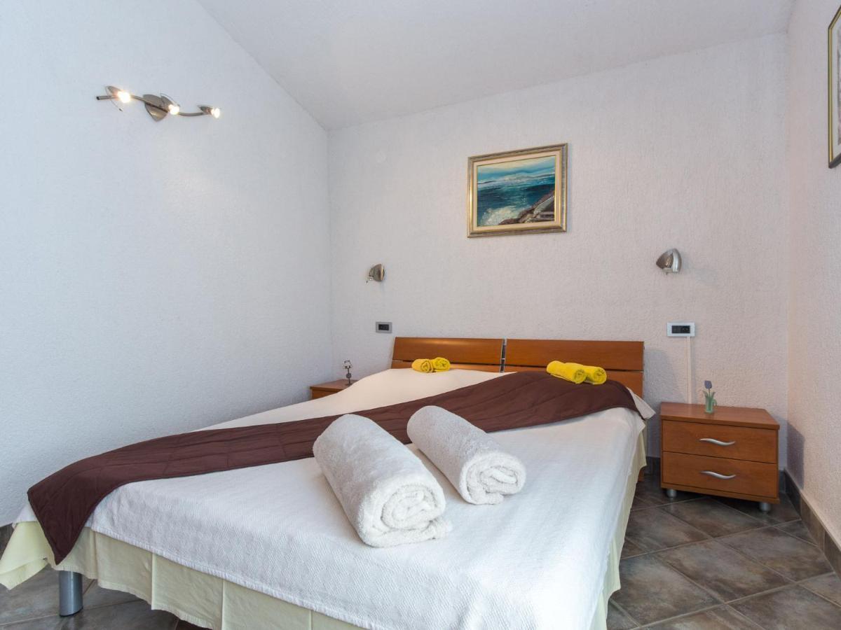 Apartment Starigrad-4 By Interhome Stari Grad Exterior foto